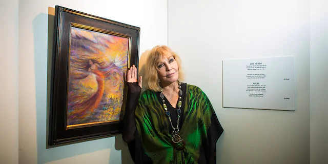 Kim Novak currently resides in Oregon surrounded by nature, her animals and art.