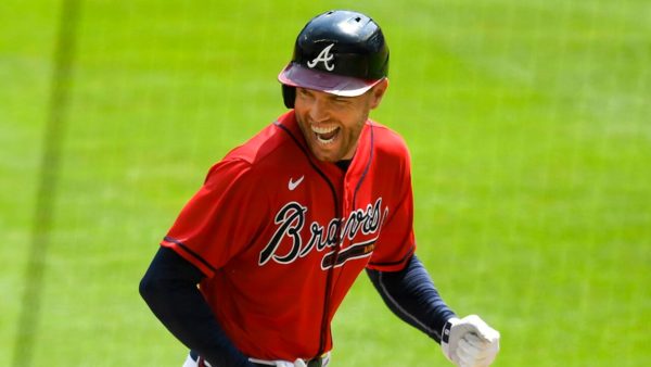 Braves’ Freeman celebrates his new baby ‘twins with a twist’