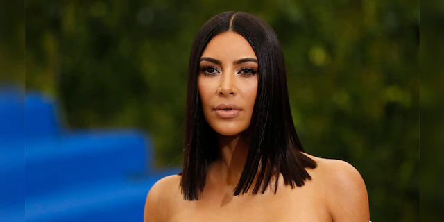 Kim Kardashian's hairstylist decided to have fun at the socialite's expense when she dozed off during her hair appointment.