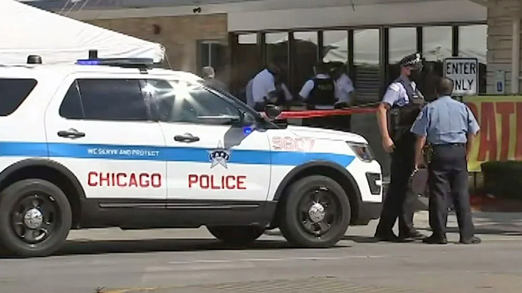 Chicago cop shot Saturday morning, third officer shot this week