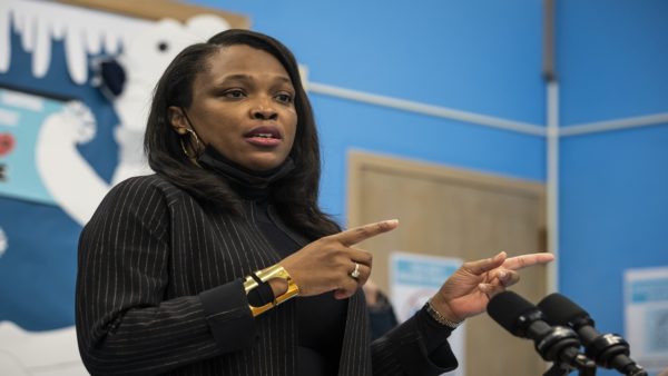 Chicago Public Schools CEO becomes latest of several top officials to resign