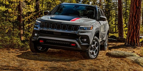 Semi-autonomous 2022 Jeep Compass debuts with new tech and luxury