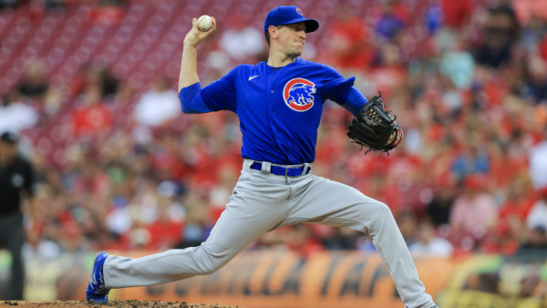 Hendricks keeps Reds in check as Cubs end 12-game skid, 2-1