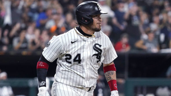 Grandal 8 RBIs in return from IL, White Sox beat Cubs 17-13