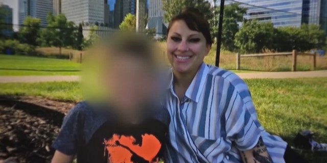 Rebecca Firlit and her son (Credit: FOX 32 Chicago)