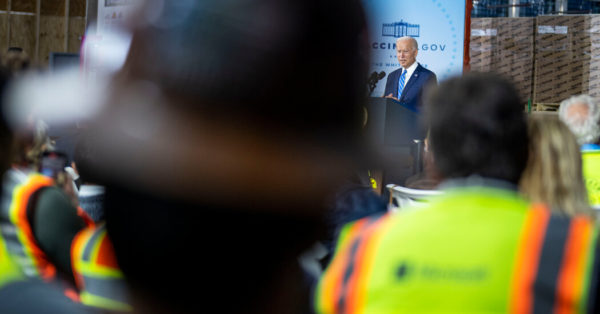 Biden, Awaiting an OSHA Rule, Urges Companies to Require Vaccinations