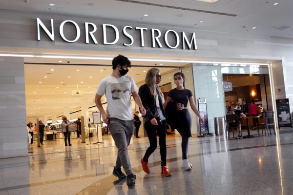 Nordstrom, Gap, VMware, HP and more