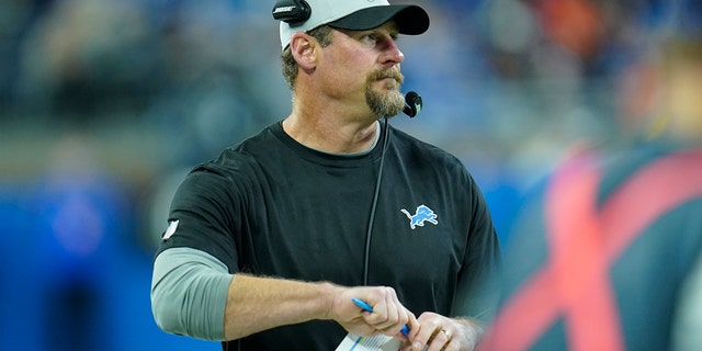 Detroit Lions head coach Dan Campbell on the sideline during the second half of an NFL football game against the Chicago Bears, Thursday, Nov. 25, 2021, in Detroit.