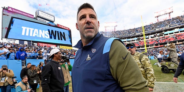 Tennessee Titans head coach Mike Vrabel leaves the field after a 23-21 win over the New Orleans Saints in an NFL football game Sunday, Nov. 14, 2021, in Nashville, Tennessee.
