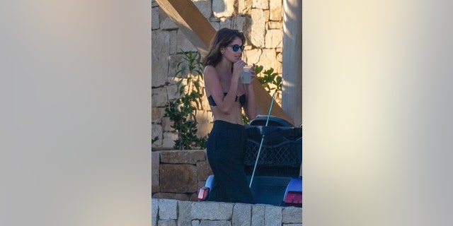 Kaia Gerber wore a matching two-piece during her vacation.