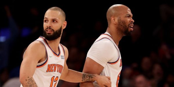 Knicks’ Taj Gibson ejected early in game vs. Bulls, ref draws scorn from Mike Breen: ‘Horrible officiating’