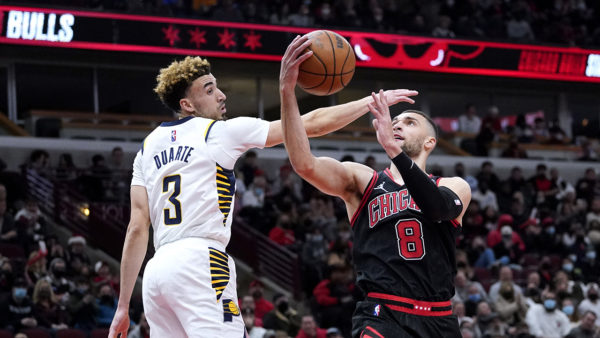Bulls win 3rd straight game, defeat Pacers 113-105