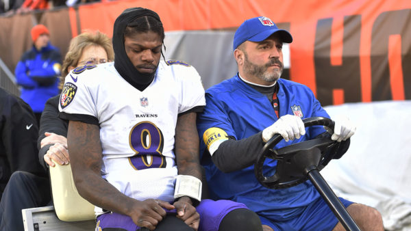 Ravens’ star QB Jackson sprains ankle in loss to Browns