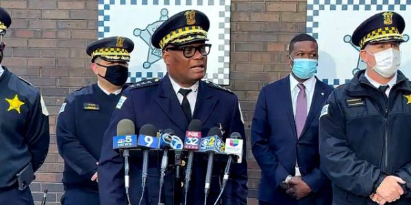 Chicago officers voice concern with Superintendent Brown after bloody start to new year