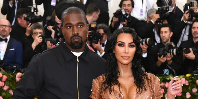 Kanye West took another public jab at Kim Kardashian.
