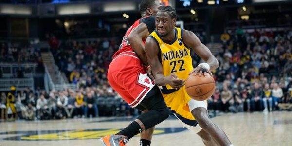 Cavaliers agree to acquire guard Caris LeVert from Pacers
