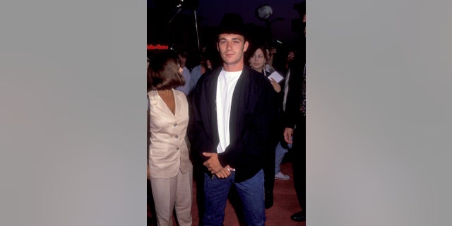 Luke Perry at the premiere of "Buffy the Vampire Slayer."
