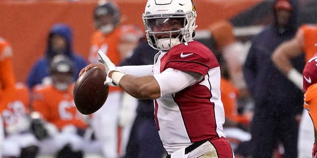Arizona Cardinals quarterback Kyler Murray passes during the first half of an NFL football game against the Chicago Bears Sunday, Dec. 5, 2021, in Chicago.
