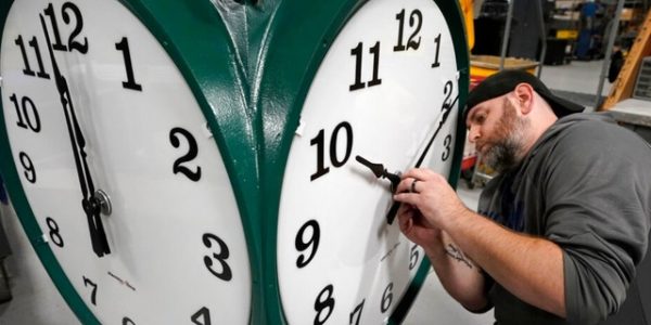 Bad ticker: Does daylight saving time cause ‘biological clock shock’ to your heart?
