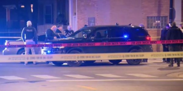 Chicago police officer shot, another pinned between vehicles during traffic stop; suspects in custody