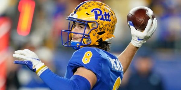 NFL Draft 2022: Steelers take Kenny Pickett at No. 20, first quarterback off the board