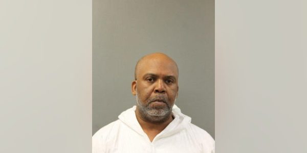 Chicago man turns himself in after fatally shooting wife in Target parking lot, police say
