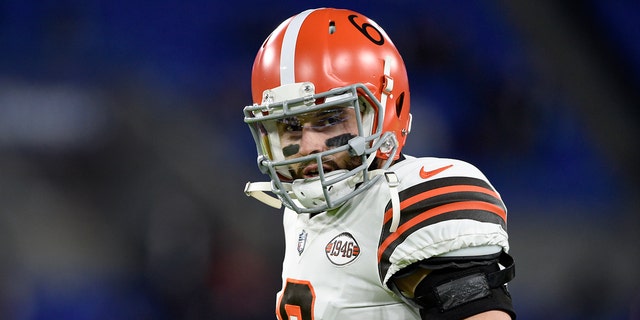 Cleveland Browns quarterback Baker Mayfield works out prior to an NFL football game against the Baltimore Ravens, Sunday, Nov. 28, 2021, in Baltimore.