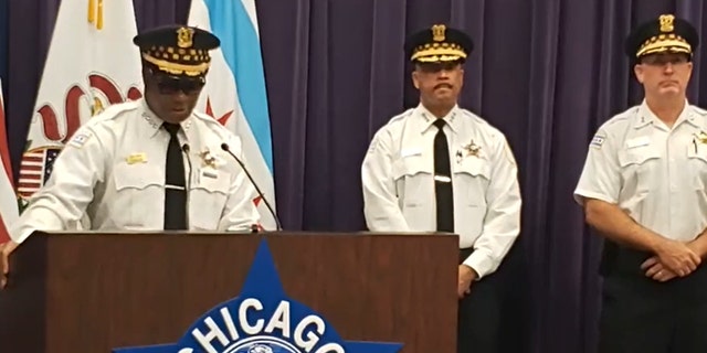 Chicago Police Superintendent David Brown said robbery suspect David Gonzelz was previously charged with robbery and attempted robbery in 2016.