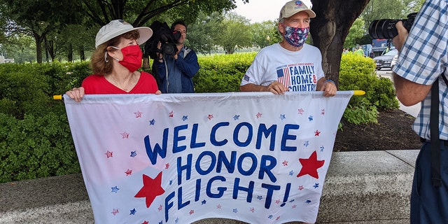 A honor flight banner