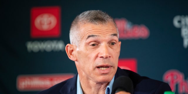 Former Philadelphia Phillies manager Joe Girardi speaks at a press conference in Philadelphia, Monday, Dec. 16, 2019. Girardi has joined Marquee Sports Network as a game analyst for the Chicago Cubs.