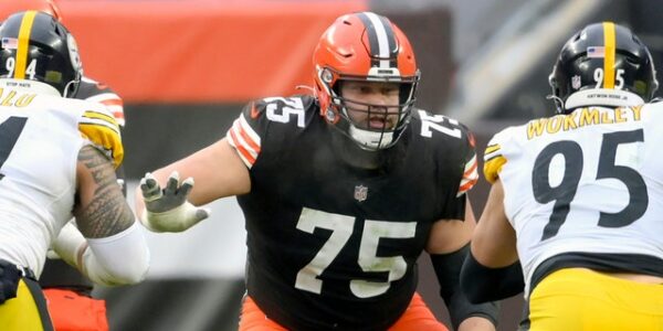 NFLPA president missing from rosters ‘suspicious,’ ex-Browns teammate Joel Bitonio says