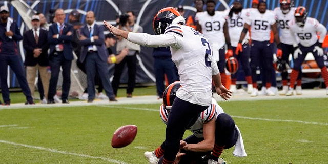 Chicago Bears place kicker Cairo Santos (2) kicks a game-winning 30-yard field goal against the Houston Texans during the second half of an NFL football game Sunday, Sept. 25, 2022, in Chicago.