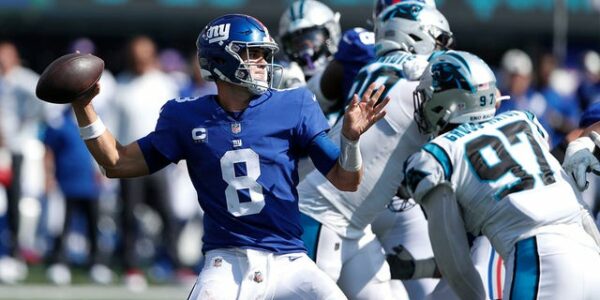 Giants squeak out win over Panthers to start 2-0 for first time since 2016
