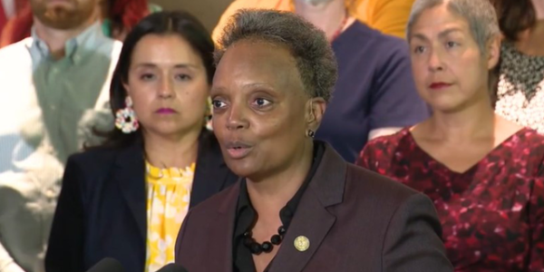 Mayor Lori Lightfoot lashes out at Texas Gov. Abbott after 50 more migrants are bussed to Chicago