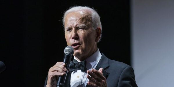 Biden administration considering ‘litigation’ against GOP governors over migrants sent to Democratic cities