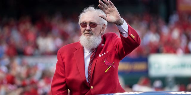 Former St. Louis Cardinals and Hall of Fame Bruce Sutter waves to the crowd during the 2018 home opener game between the St. Louis Cardinals and the Arizona Diamondbacks on April 05, 2018 at Bush Stadium in Saint Louis Mo. 