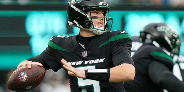 NFL legend has message for Jets’ Zach Wilson: ‘I hope you take some notes about what leadership is all about’