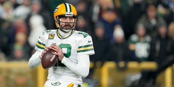 Packers’ Matt LaFleur ‘absolutely’ wants Aaron Rodgers back next season