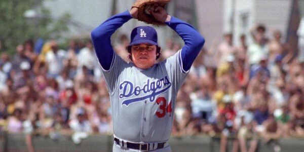Dodgers announce Fernando Valenzuela’s No 34 to be retired this season