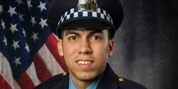 Chicago police officer killed while chasing armed teen suspect identified