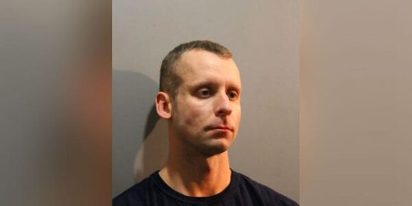 Chicago firefighter charged with allegedly pimping prostitute out of his apartment: report