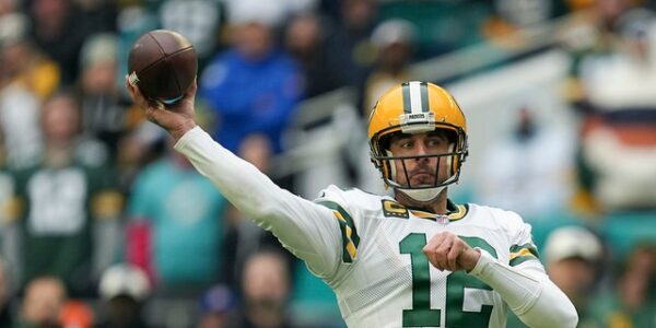 Aaron Rodgers trade talks between Jets, Packers stalled after NFL owners meeting: report