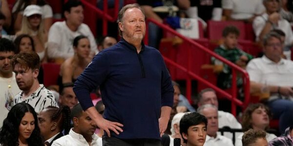 Bucks’ Mike Budenholzer’s brother died during playoff series loss to Heat