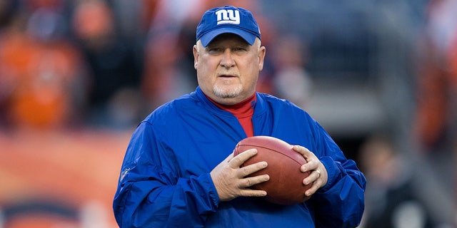Bill McGovern with the Giants