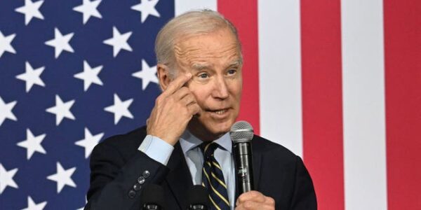 USA Today omits Biden’s viral ‘losing the war in Iraq’ gaffe from coverage of remarks about Putin
