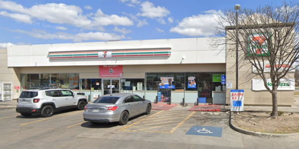 Texas 7-Eleven clerk turns tables on attempted robber holding him at gunpoint