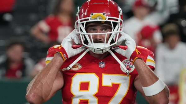 Chiefs’ Travis Kelce reveals he owes 2 people ‘big time’ for Taylor Swift Hail Mary