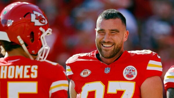 Travis Kelce’s big day with Taylor Swift in attendance helps Chiefs to huge win over Chargers