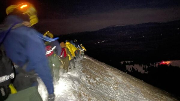 First responders dramatically rescue stranded family of 5 from Colorado mountains amid plummeting temps