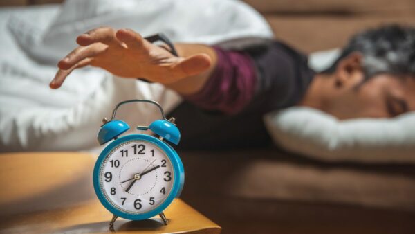 The end of daylight saving time can negatively affect your health, even though you gain an hour of sleep